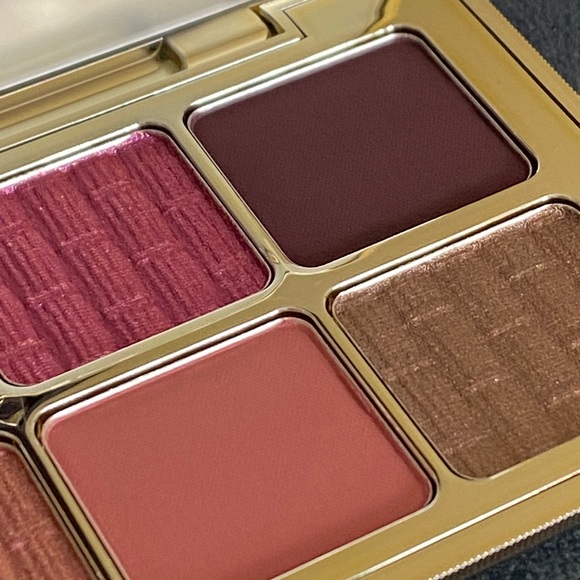 Tarte Eyeshadow Palette - Warm Neutrals - Picture 5 of 5